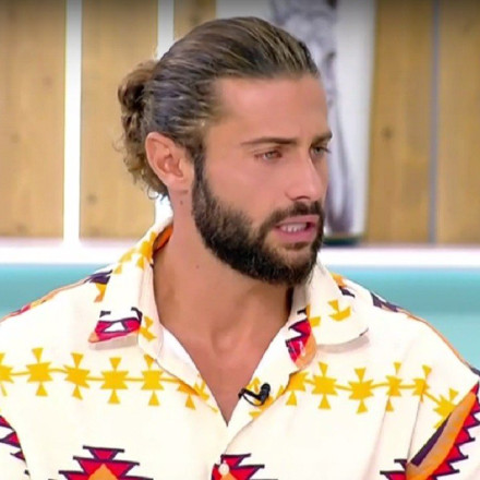 Κωνσταντίνος Βασάλος: «Δεν έχω πληγωθεί από τις γυναίκες, κυρίως εγώ τις πλήγωσα»