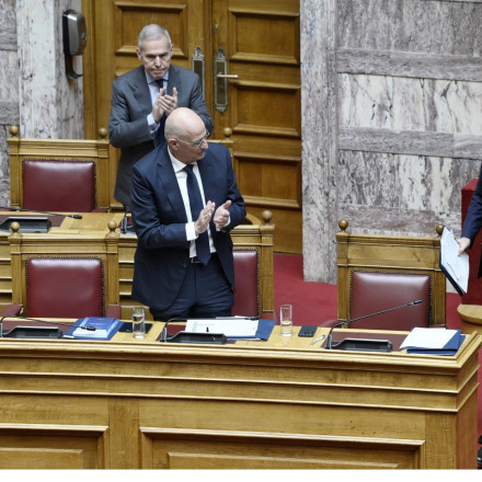 Μητσοτάκης: Επίδομα 100 ευρώ στους σωφρονιστικούς υπαλλήλους και ολομέτωπη επίθεση στην Ζωή
