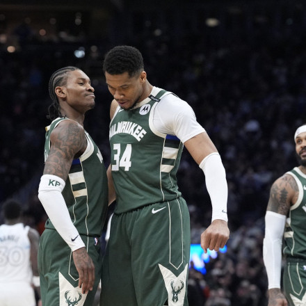 Μπακς – Τίμπεργουλφς 110-103: Τρομερή ανατροπή από το -24 με τριπλό Αντετοκούνμπο [Vid]