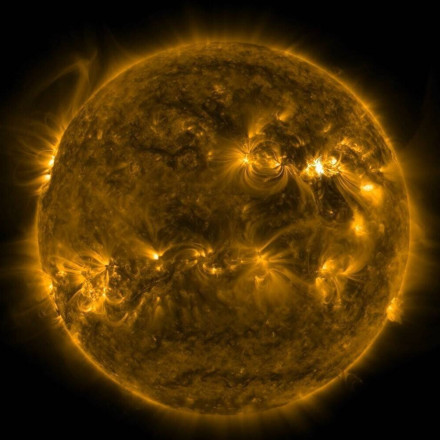 Μια ηλιακή έκρηξη κατηγορίας Μ5.6 «κατευθύνεται» προς τη Γη - Τι σημαίνει αυτό για τον πλανήτη