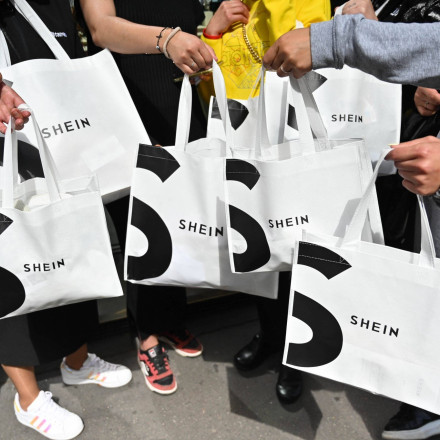 Η Κίνα συμβουλεύει τη Shein να μην αλλάξει την αλυσίδα εφοδιασμού λόγω των δασμών Τραμπ