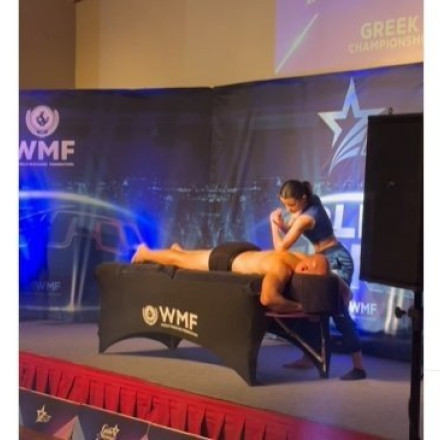 Μασάζ με υπόκρουση Μητροπάνο; Το viral βίντεο που σίγουρα δεν περιμένετε