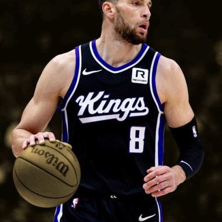 NBA: Νίκη στο Ντιτρόιτ (127-117) για τους Σακραμέντο Κίνγκς με εκπληκτικό Λαβίν