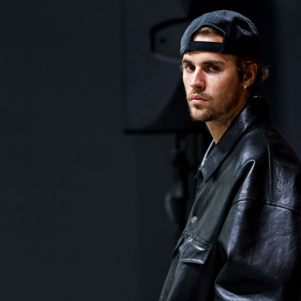 «Δεν σας νοιάζει τίποτα εκτός από τα λεφτά» - Εκτός εαυτού ο Τζάστιν Μπίμπερ, επιτέθηκε σε παπαράτσι