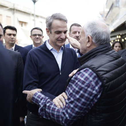 Δημοσκοπικές «ανάσες» για τη ΝΔ: Ο Μητσοτάκης «δείχνει» τα εκρηκτικά ποσοστά της Ζωής στον Ανδρουλάκη