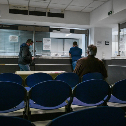 Για ποια εισοδήματα δεν πληρώνουν φόρο μισθωτοί και συνταξιούχοι - Όλη η λίστα