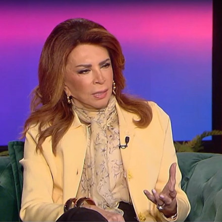 Μιμή Ντενίση: «Με ερωτεύτηκαν πολλοί πλούσιοι αλλά εμένα με ενδιαφέρει το μυαλό»