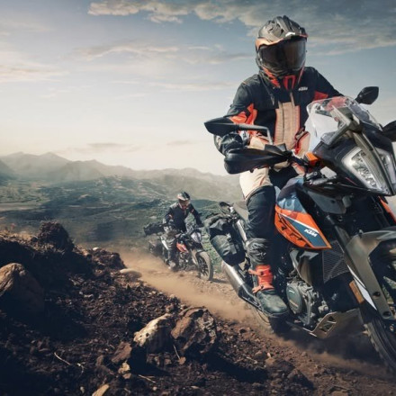 Νέες τιμές για το ΚΤΜ 390 Adventure