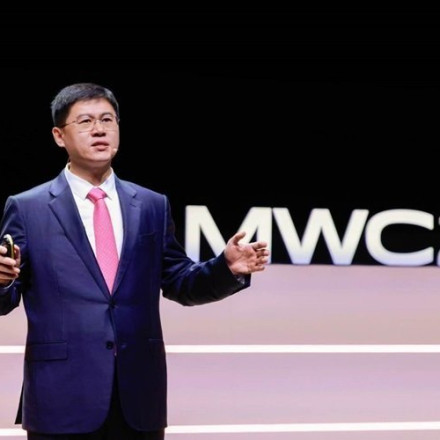 Huawei Li Peng: Μεγιστοποιώντας την Αξία των 5G Δικτύων στην Εποχή της Τεχνητής Νοημοσύνης Huawei Li Peng: Μεγιστοποιώντας την Αξία των 5G Δικτύων στην Εποχή της Τεχνητής Νοημοσύνης