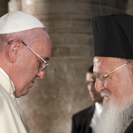 Η ευχή Βαρθολομαίου για τον διάδοχο του Πάπα Φραγκίσκου