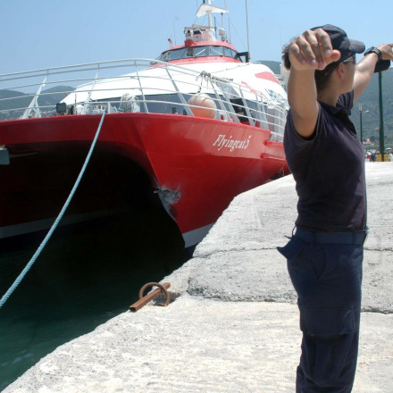 Πόρος: Απέπλευσε το Flying Cat 3 μετά από καταγγελία καταγγελία για βόμβα