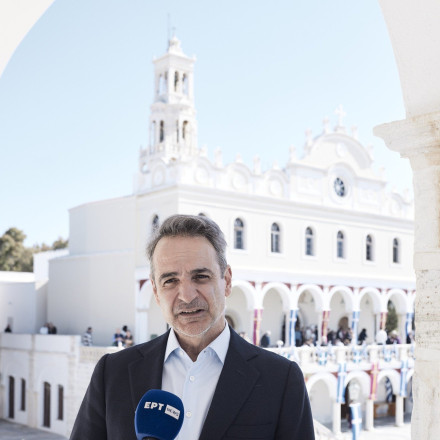 Μήνυμα Μητσοτάκη για το Πάσχα: «Μέσα από τις δυσκολίες γεννιέται το φως και η ελπίδα»