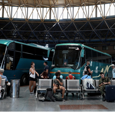 Θεσσαλονίκη: Νέο επεισόδιο οπαδικής βίας - Ομάδα 17χρονων επιτέθηκε σε συνομήλικό τους πάνω σε ΚΤΕΛ