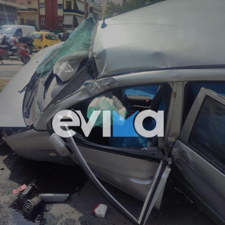 Χαλκίδα: Τραυματίστηκε σοβαρά ανήλικο παιδί όταν ΙΧ που οδηγούσε η μητέρα του έπεσε σε κράσπεδο