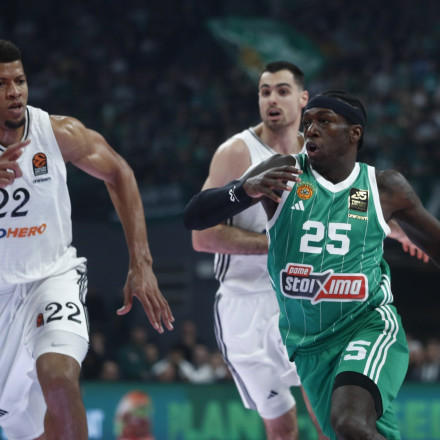 Euroleague: Οι επιλογές των Ναν, Λάρκιν, Ταβάρες και Χουάντσο για τη καλύτερη πεντάδα και τον MVP