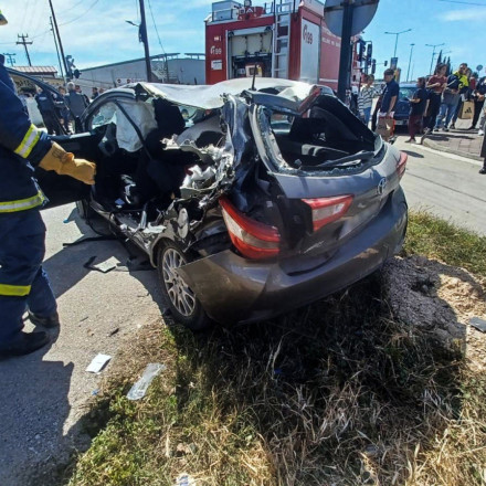 Πάτρα: Βίντεο ντοκουμέντο από τη στιγμή της σύγκρουσης τρένου με ΙΧ - Παραβίασε την μπάρα η οδηγός