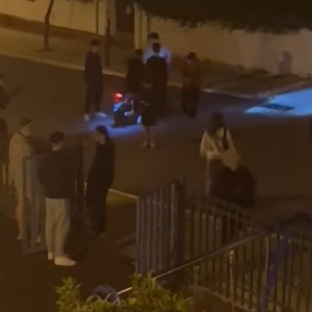 Κι όμως: Γονιός μήνυσε τον γιο της 85χρονης που της πέταξαν βαρελότα γιατί δημοσιοποίησε το βίντεο