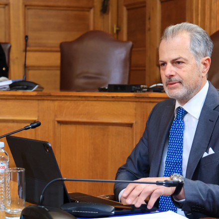 ΕΡΤ: Ο Παπαδόπουλος στη Βουλή - «Η κάλυψη του συλλαλητηρίου στην έναρξή του δεν ήταν αυτή που έπρεπε»