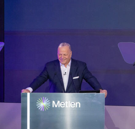METLEN: Με θετικό πρόσημο η έναρξη της διαπραγμάτευσης στο LSE του Λονδίνου METLEN: Με θετικό πρόσημο η έναρξη της διαπραγμάτευσης στο LSE του Λονδίνου