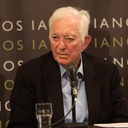 Ο Καραμπελιάς απαντά για «τα ΜΑΤ στην εκδήλωση για τα Τέμπη» - «Τελικά δεν τους πέρασε»