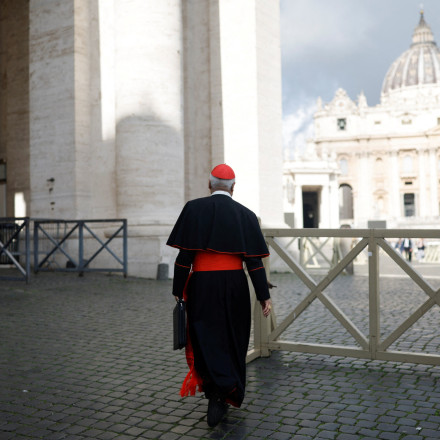 Τι μισθό παίρνουν οι Καρδινάλιοι στο Βατικανό - Πληρώνεται και ο Πάπας;