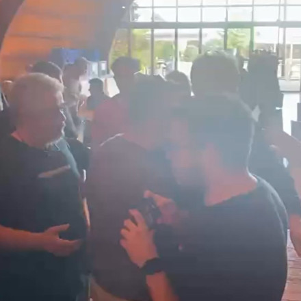 Χαμός στο συνέδριο του Εργατικού Κέντρου Κοζάνης: Ύβρεις, φωνές και σπρωξίματα