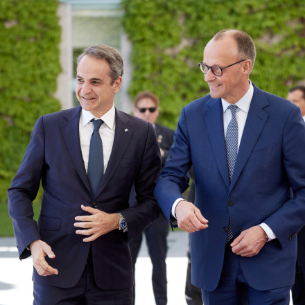 Τηλεφωνική επικοινωνία Μητσοτάκη-Μερτς ενόψει συνόδου κορυφής και εξελίξεων στη Μέση Ανατολή