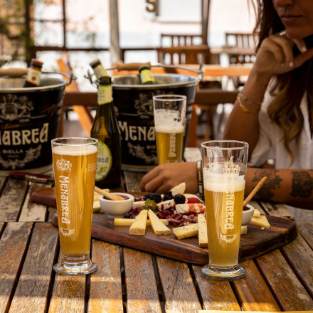 MENABREA: Η Ελληνική Ζυθοποιία Αταλάντης φέρνει στην Ελλάδα τη μακροβιότερη ζυθοποιία της Ιταλίας