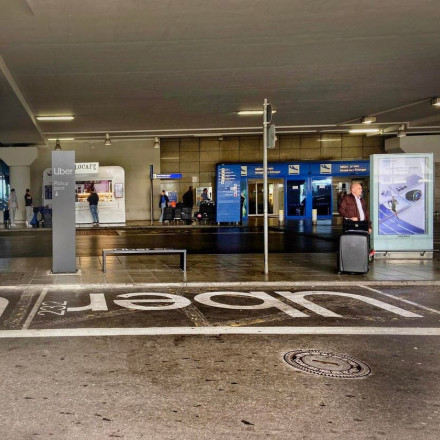 Νέο σημείο παραλαβής Uber στο αεροδρόμιο