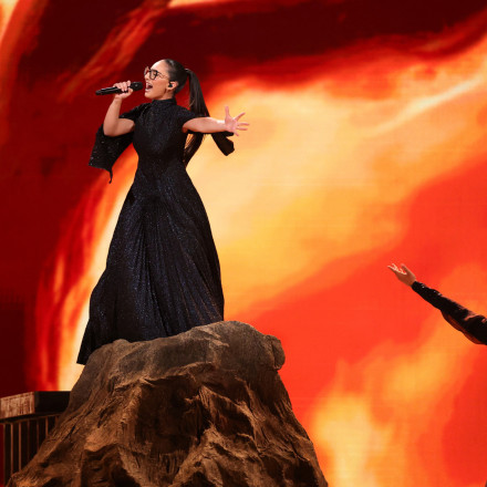 Eurovision: Αντίστροφη μέτρηση για την «Αστερομάτα» - Η εντυπωσιακή on stage αλλαγή της Klavdia
