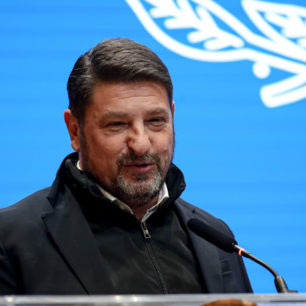 Στη σέντρα Χαρδαλιάς και «λοιποί συγγενείς»