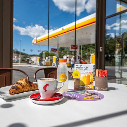 Θα πήγαινες για πρωινό ή burger σε μία Shell;