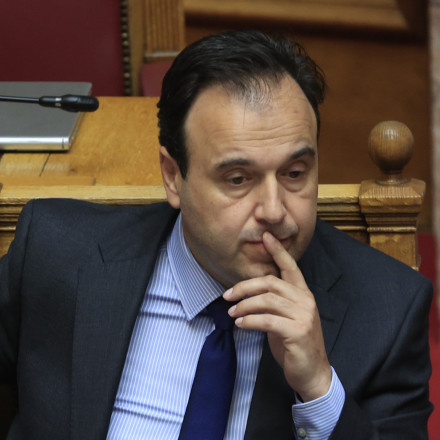 Προσωπικός Αριθμός: Η επιμονή της ΝΙΚΗΣ, οι ναζί και ο… Κουτσόγιωργας