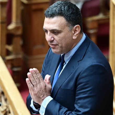 Ικανοποίηση Κικίλια για μείωση των ακτοπλοϊκών: «Μέχρι 32% για τις οικογένειες»