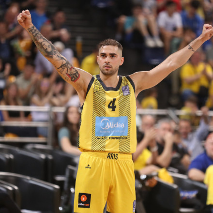 Τολιόπουλος: «Ήταν ο αποχαιρετισμός μου, ήρθε η ώρα να κάνω το βήμα παραπάνω»