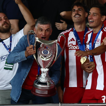 Κόουτς Μέντι, σταμάτα να τους κάνεις πλάκα, δεν είναι πια αστείο...