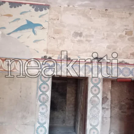 Οργή και θλίψη: Κατέρρευσε τμήμα ιστορικής τοιχογραφίας στο Ανάκτορο της Κνωσού λόγω ισχυρών ανέμων