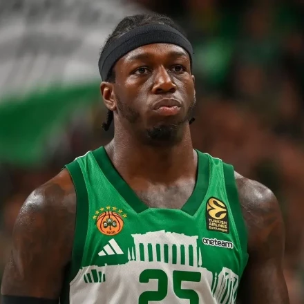 Το σχόλιο Ναν για τον Χέιζ-Ντέιβις που άναψε φωτιές: «Υπάρχουν επίπεδα, με όλο το σεβασμό...»