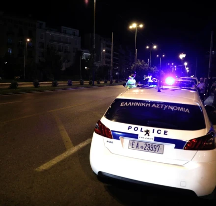 Σύλληψη σε νυχτερινό κέντρο διασκέδασης: 22χρονος κυκλοφορούσε με πιστόλι και φυσίγγια σε τσαντάκι Σύλληψη σε νυχτερινό κέντρο διασκέδασης: 22χρονος κυκλοφορούσε με πιστόλι και φυσίγγια σε τσαντάκι