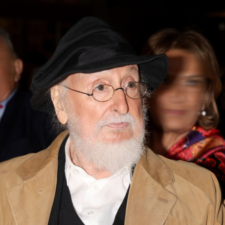 «Χαίρω πολύ, Σαββόπουλος»: Παρών ο «Νιόνιος» στην προβολή του χαμένου ντοκιμαντέρ του Λάκη Παπαστάθη