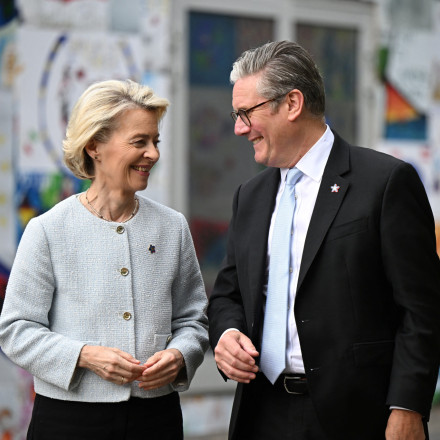 Πρώτη διμερής συνάντηση ΕΕ-Ηνωμένου Βασιλείου μετά το Brexit - Ποια θέματα βρίσκονται στο τραπέζι