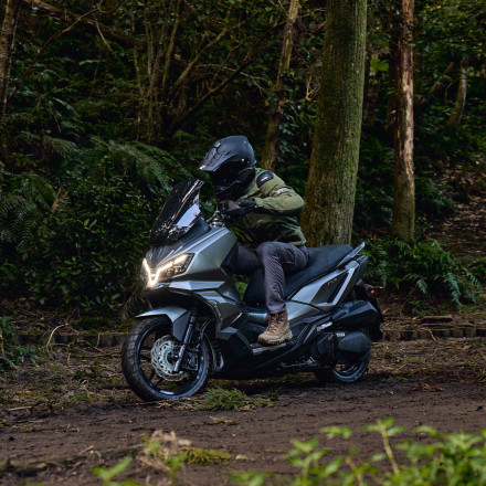 SYM ADX Test Rides: Τα adventure scooters που αξίζει να οδηγήσεις