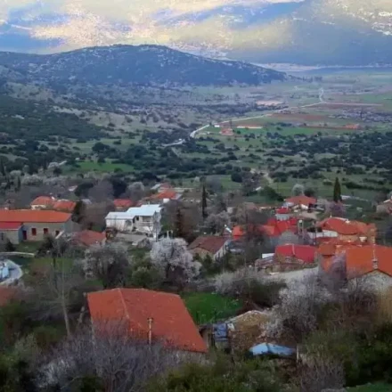 Μικροί οικισμοί: Ο Ανδριανός στο στόχαστρο, οι βουλευτές πιέζουν για αναδίπλωση μετά το «ψαλίδι» στη δόμηση