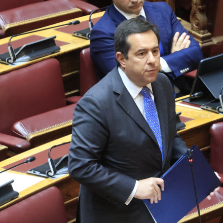 ΝΔ: Ο Νότης Μηταράκης επιστρέφει στα καθήκοντα του κοινοβουλευτικού εκπροσώπου