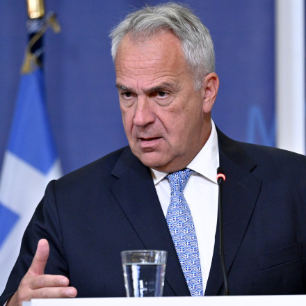 Θα απαγορεύσει η κυβέρνηση την μπούρκα; Μεγάλη η «αντάρα»...