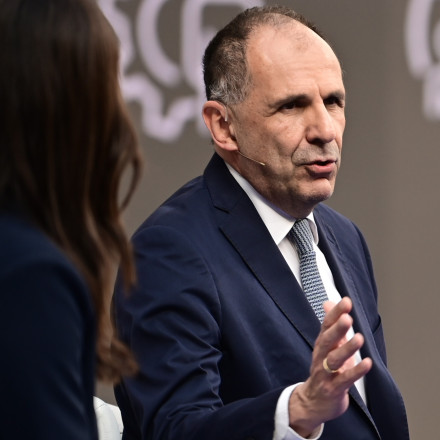Γεραπετρίτης: Στόχος η ένταξη μίας ή περισσότερων χωρών των Δυτικών Βαλκανίων στην ΕΕ έως το 2027