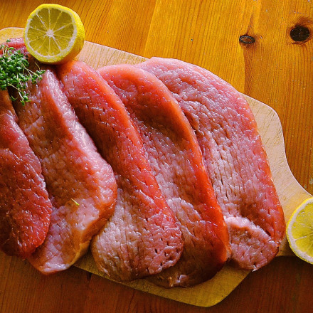 Συγκριτικό crash test: Μοσχαρίσιο ή χοιρινό κρέας στο πρόγραμμα της διατροφής;