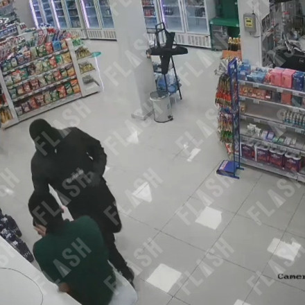 Στα δίχτυα της ΕΛΑΣ σκληρή συμμορία - Έτσι έκλεβε σούπερ μάρκετ, ΑΤΜ και αυτοκίνητα, δείτε βίντεο