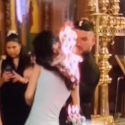 Απίστευτο ευτράπελο σε βάφτιση: «Λαμπάδιασαν» τα μαλλιά της νονάς - Δείτε το viral στιγμιότυπο