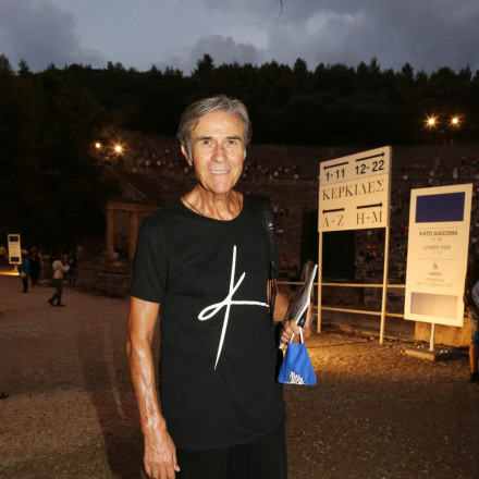 Χρυσικάκος: Τα ζευγάρια πρέπει να κοιμούνται σε ξεχωριστά σπίτια - Έφαγα χαστούκι από γυναίκα επειδή...